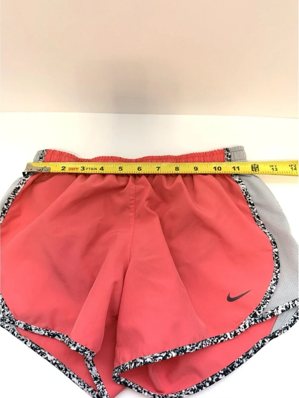 Nike Dri-FIT Women’s Athletic Running Shorts Pink Gray Lined Size M